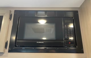 BEAUTIFUL Fully Stocked 2022 Jayco Jayfeather