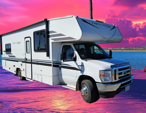 Coachmen RV Freelander 27QB Ford 350