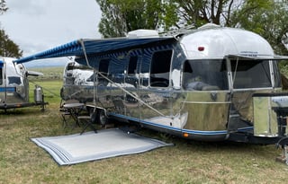 Silver Stays 1990 Airstream RV excella 1000