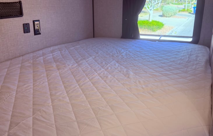 Lower Bunk Bed~ (Full Size)