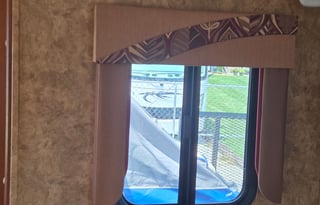 2014 Coachmen Freedom Express LTZ