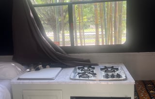 Solo or Couple Popup Get away!