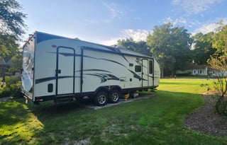 2012 Toy Hauler Toy Hauler XLT27HFS
