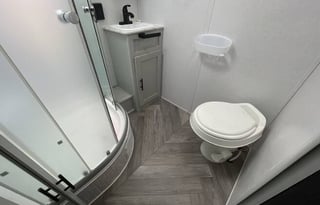 Clean, Comfortable, & Versitile 2022 Toy Hauler