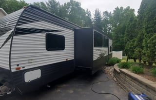 Glamping At Its Finest!!