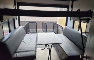 2021 Dutchmen RV Coleman Lantern Series 300TQ