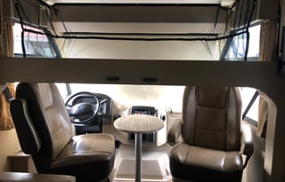 Memory Builder 2017 Thor Motor Coach Vegas 25.2