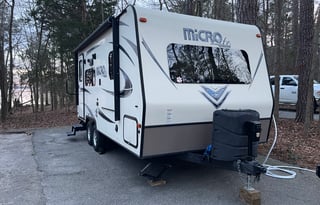 Flagstaff Micro Lite 21FBRS- Perfect Couples Rig!