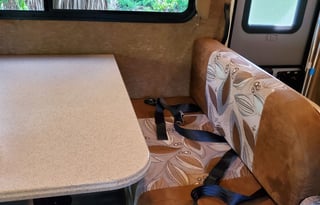 2016 Coachmen RV Freelander 32BH Ford 450