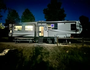 Keystone RV Sprinter Limited 3590LFT