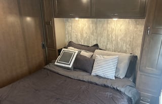 31 foot class A perfect for groups and families