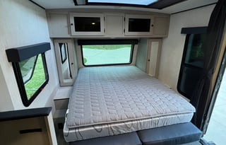 2026 Apex Nano Bunkhouse - 208BHS 5000lbs