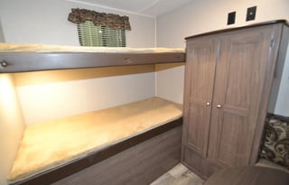 2018 Keystone RV Hideout 29BKS