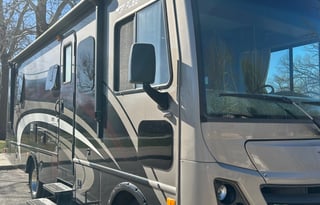 "Flo" the Fleetwood Flair - Go with the Flo!