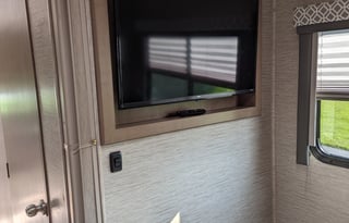 2022 Thor Motor Coach Coleman 28CM