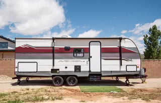 2025 Avenger with Bunks (BRAND NEW)-Delivery Only