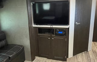 Trail Runner by Heartland (Delivery only)