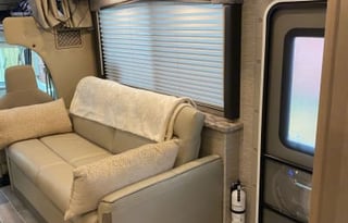 Go Yonder! 2022 Thor Motor Coach Magnitude GA 31