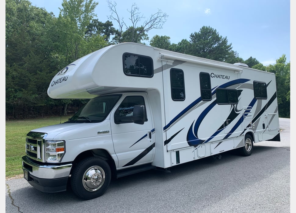 Class C Motor Home rentals in Kalispell