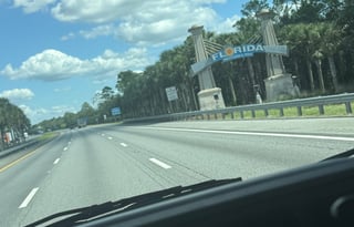 2022 Entegra Odyssey 31F–Sleeps 10, Wifi, Loaded