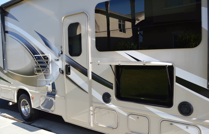 Outdoor TV and speakers.