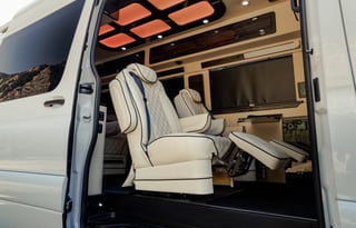 2024 Midwest Mercedes Luxcruiser S5 3500 XD AWD