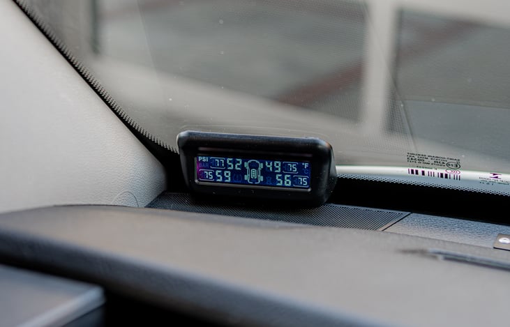 Digital tire pressure monitoring system for added safety and peace of mind