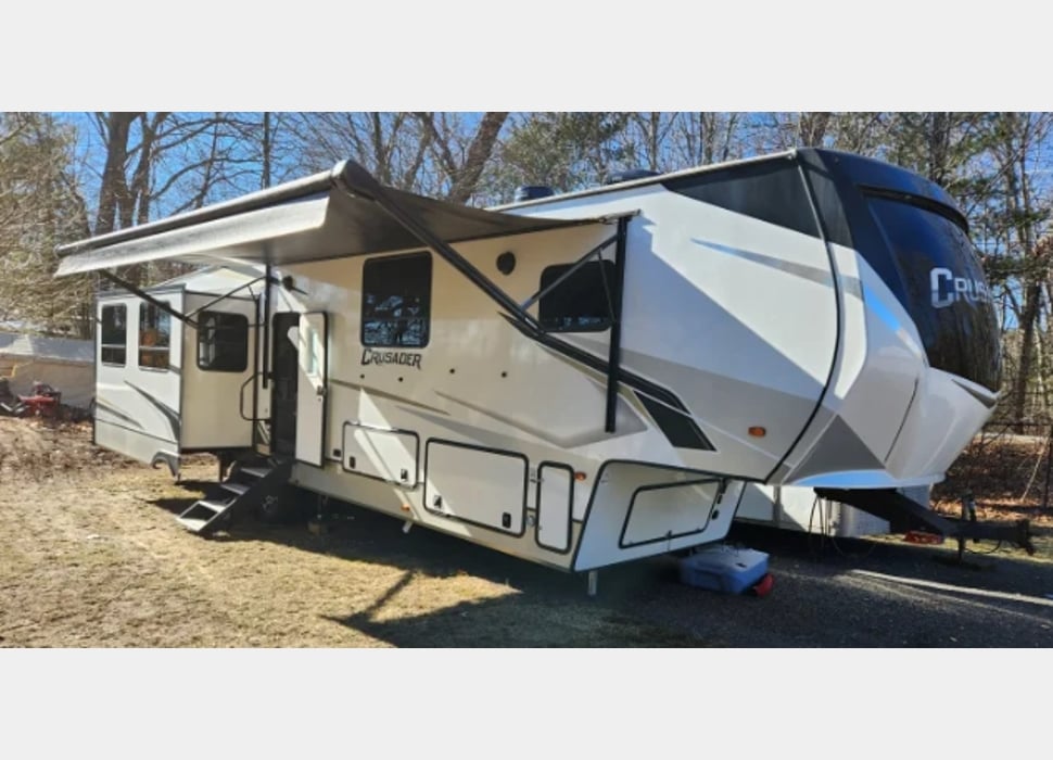 Fifth Wheel rentals in Springdale