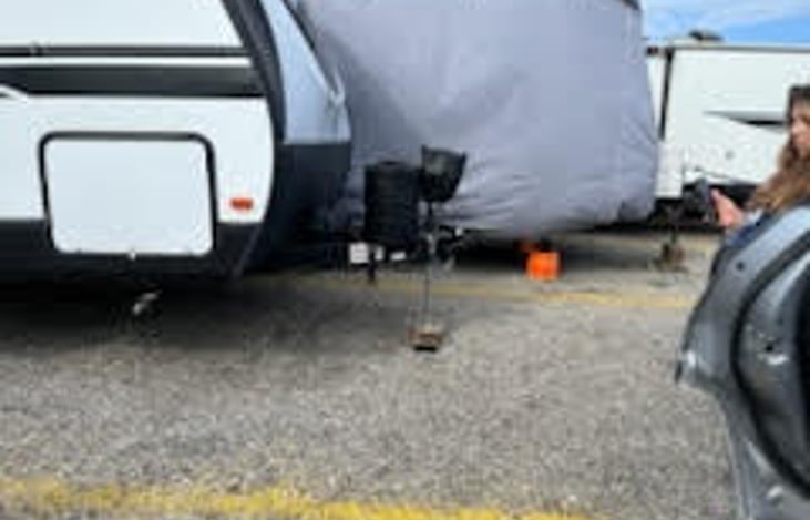 Front towing hitch