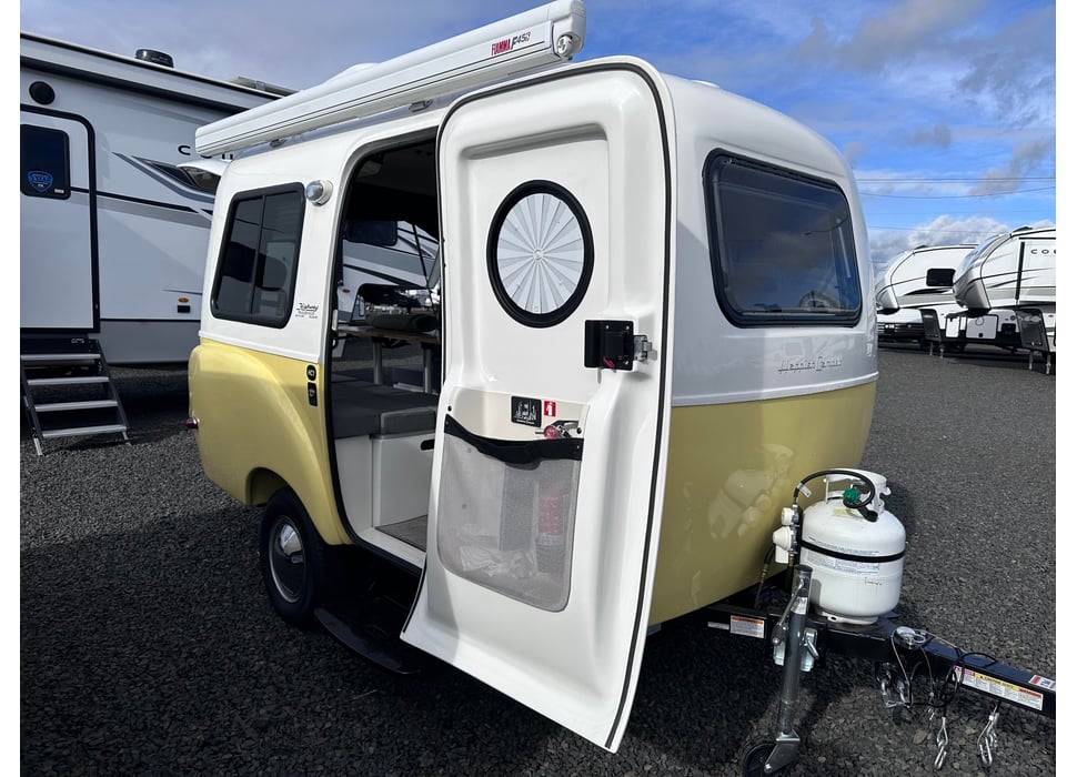 Travel Trailer rentals in Farr West