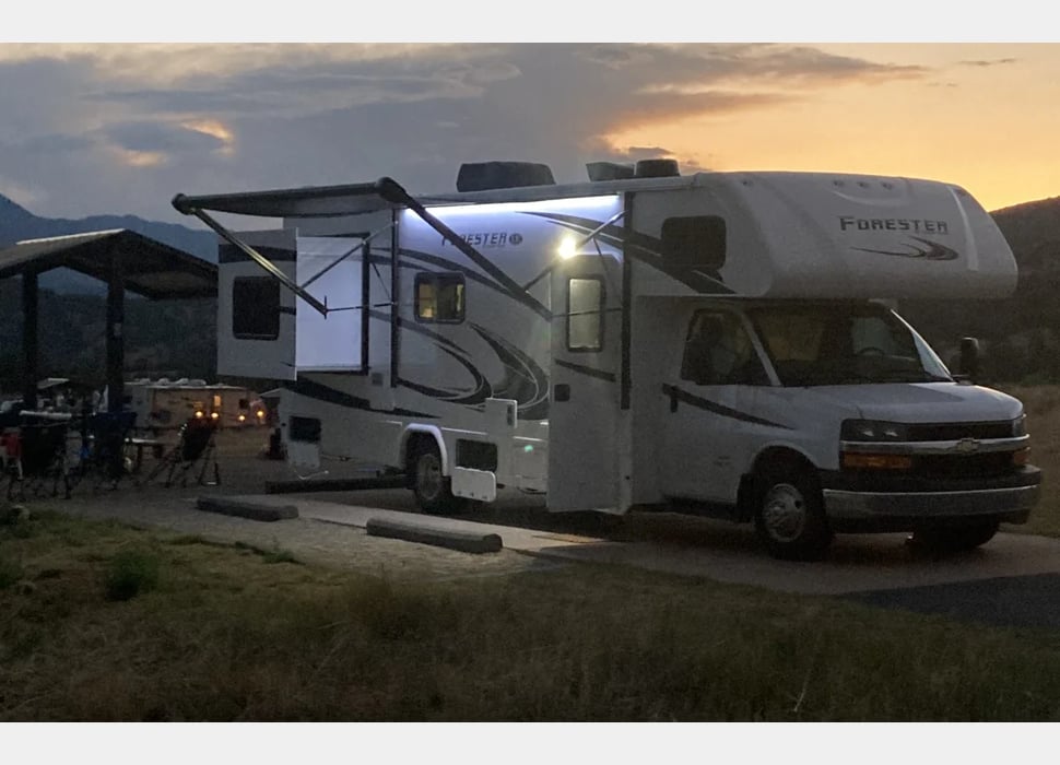 Class C Motor Home rentals in FALLBROOK