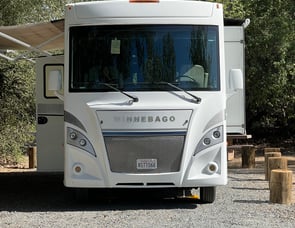 Winnebago Intent 30R