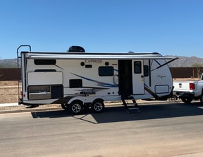 Coachmen RV Freedom Express Ultra Lite 257BHS