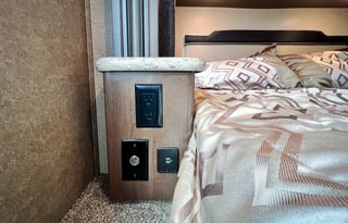 2020 Thor Motor Coach Freedom Elite