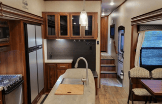 Ultimate Family Retreat on Wheels – 3 Bedrooms