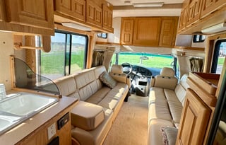 2002 Born Free Easy Drive First Class RV