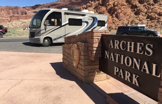 2016 Thor Motor Coach Axis 25.1