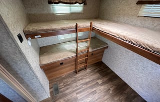 2018 Prime Time Tracer 285AIR Bunkhouse
