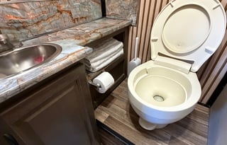 2019 Thor Motor Coach 28A Majestic