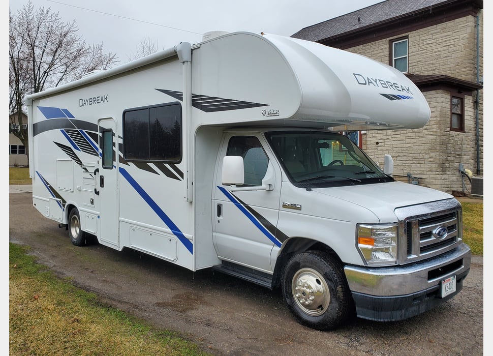 Class C Motor Home rentals in BLACK RIVER FALLS