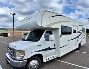 Coachmen RV Leprechaun 290QB Ford 450