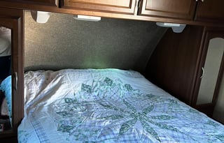 2015 Coachmen RV Freedom Express 28SE