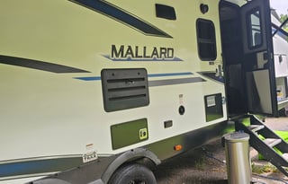 2021 Heartland Mallard 32