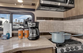 North Cascades Bounder | Luxury | Spacious | Vegas