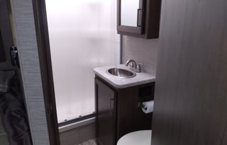 2021 Thor Motor Coach Freedom Elite 23H