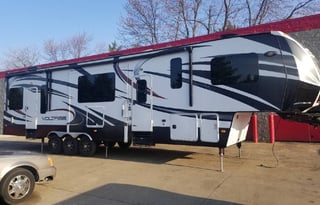 2014 Voltage 3895 Corporate/Hunter Edition