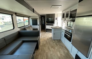 2022 Keystone RV Hideout 32LBH