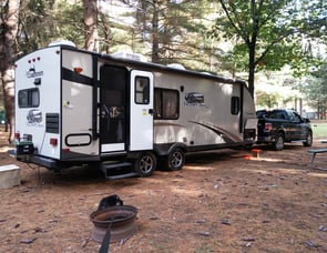 Coachmen RV Freedom Express 233RBS