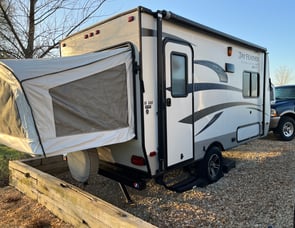 Jayco Jay Feather Expandable M-16 XRB