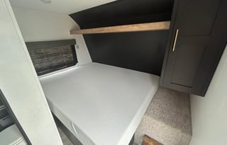 Kimmy’s Adventure Haven – Your Stylish Gateway!